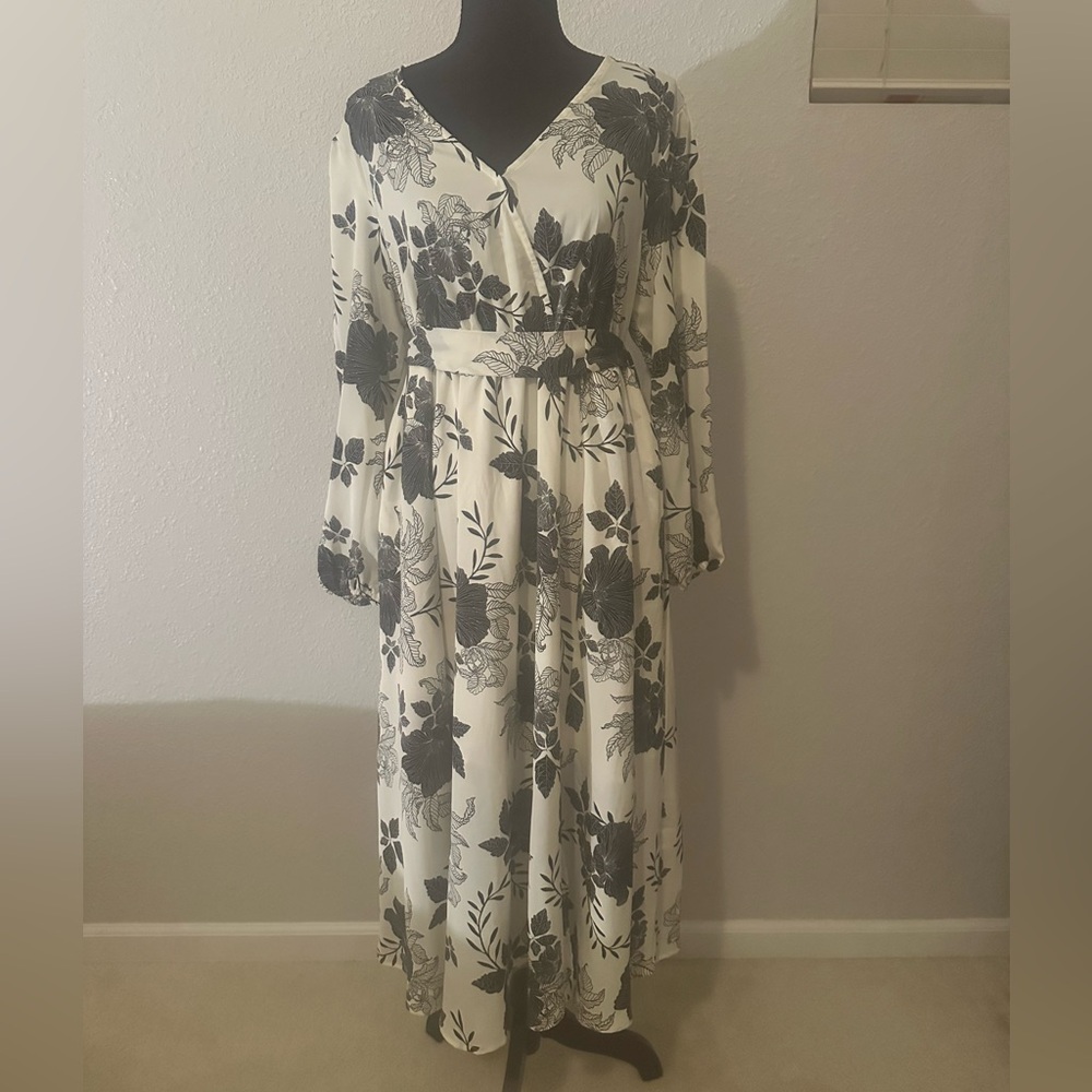 BloomChic Floral Print Lantern Sleeve Pocket Split Belted Dress